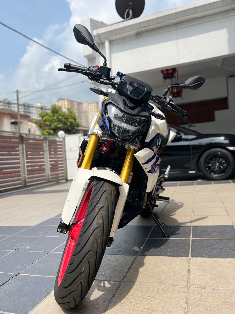 BMW G310R 2022, Motorbikes on Carousell