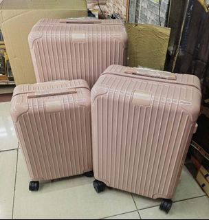 Brand-New 3-Piece Luggage Travel Bag Set - Perfect for Cabin Size and Hand Carry Needs