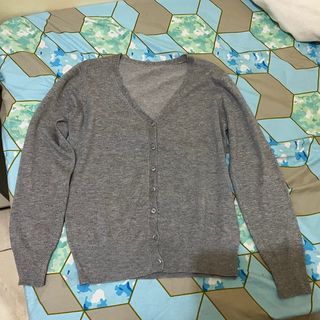 Cardigan abu abu