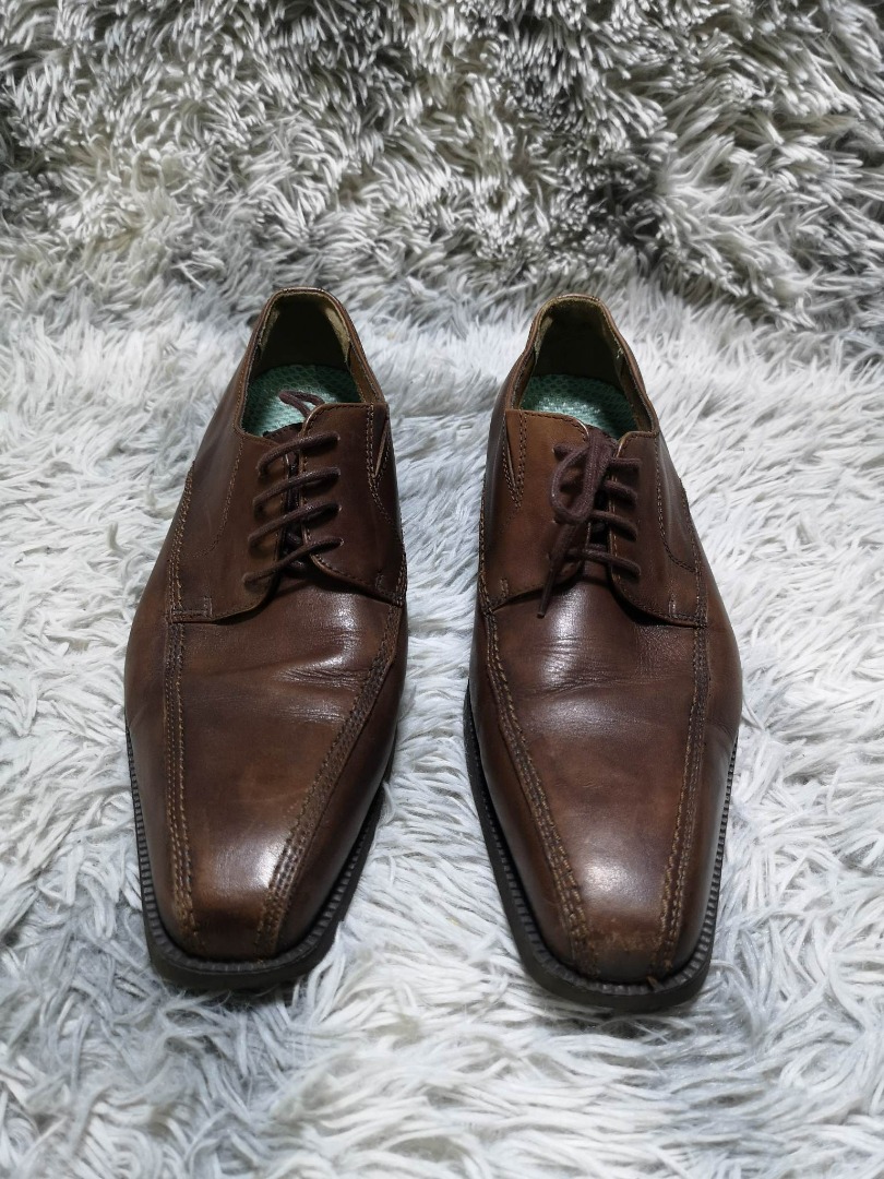 Charkies Homme Brown Leather Oxford Shoes on Carousell