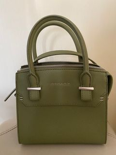 （分類：）位於 。 由 ycy1063 提交（商品編號 1247737966，圖片 1）。簡介： 。