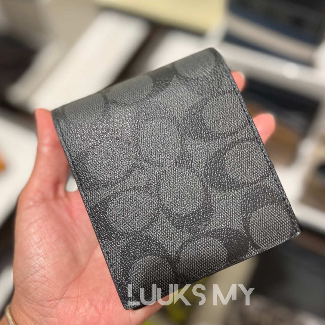 COACH Compact ID Wallet in Signature Canvas, Luxury, Bags & Wallets on