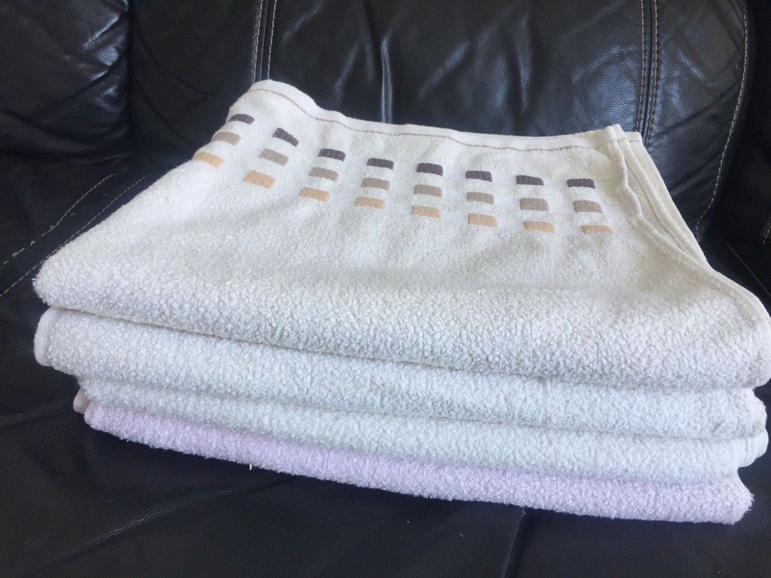 Cotton Bath towels for sale, Furniture & Home Living, Bedding & Towels
