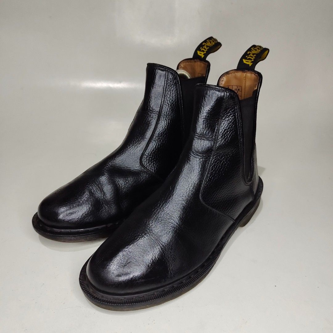 Dr martens victor chelsea boot hotsell