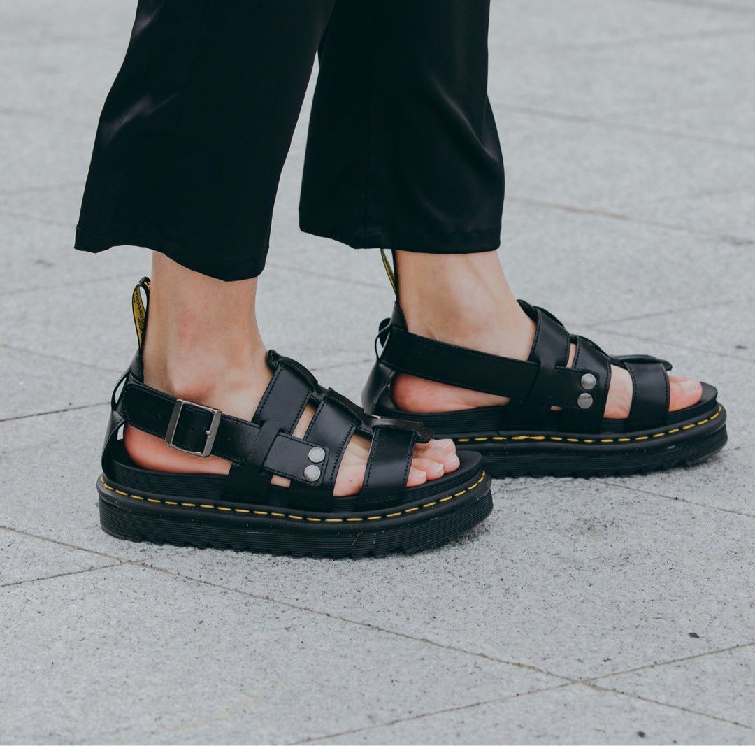 Dr martens outlet terry strap sandals