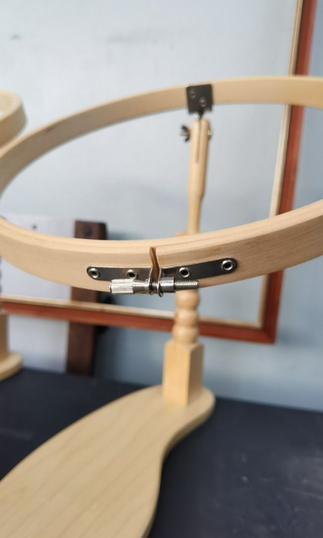 Embroidery lap frame 10" on Carousell