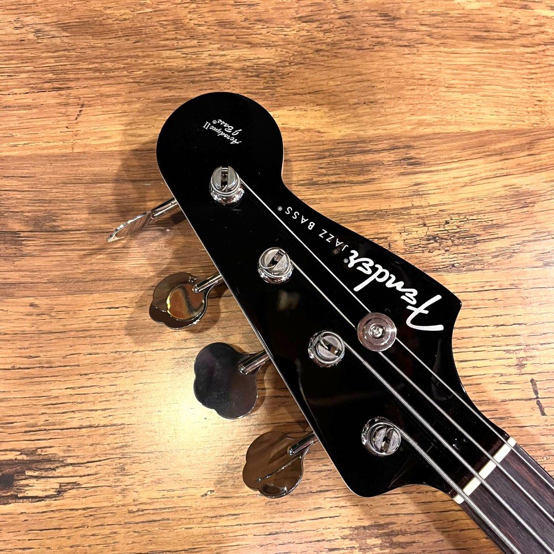 Fender Aerodyne II Jazz Bass Japan, Hobbies & Toys, Music & Media