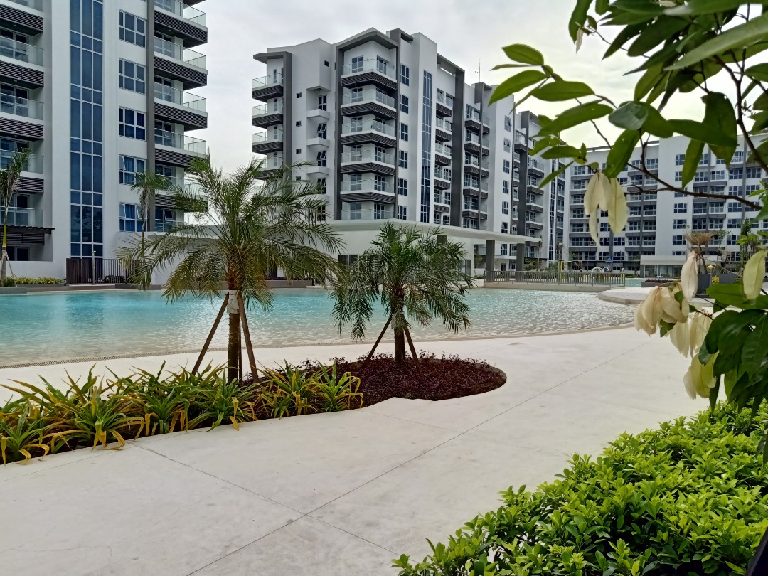 For Sale Executive Studio with Parking at Bayshore 1 Residential Resort, Property, For Sale