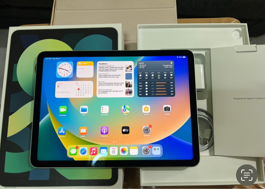 FOR SALE ONLY SLIGHTLY USED iPad AIR GEN 4 64 GIG Green , With Powermac
