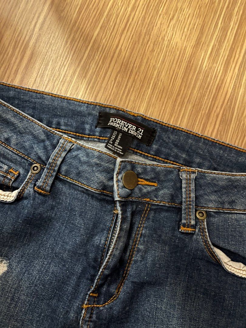 What is a size 8 in forever 21 discount jeans