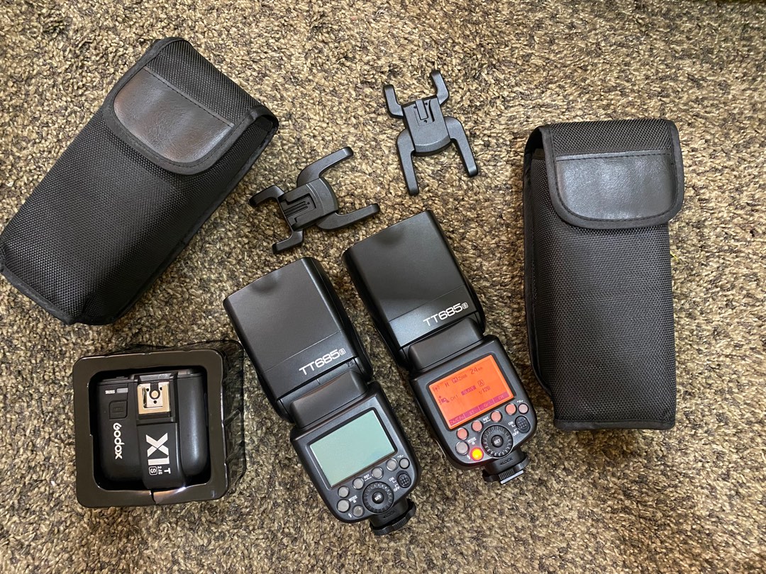 Godox TT685 (sony) with trigger, Photography, Photography Accessories, Flashes on Carousell