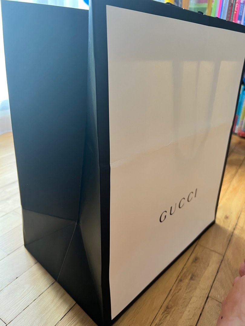Gucci paper bag (Big size), Women's Fashion, Muslimah Fashion