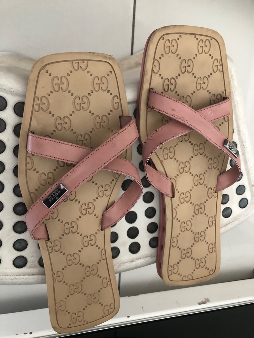 Gucci sandals sales size 8