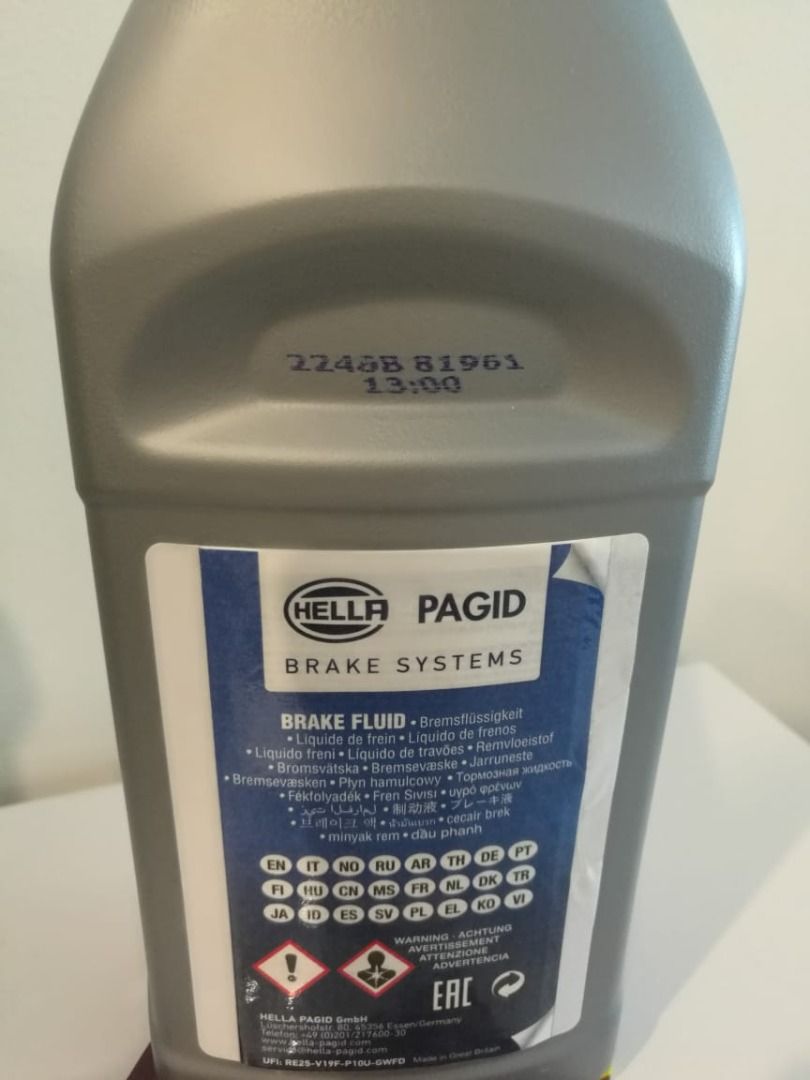 HELLA PAGID BRAKE FLUID DOT 4., Car Accessories, Accessories on Carousell