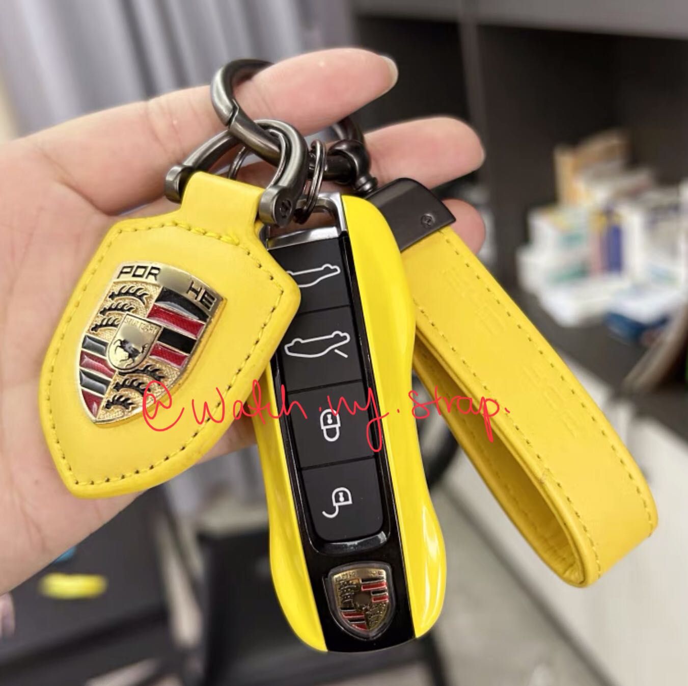 HIGH QUALITY PORSCHE CAR KEY CASE KEY FOB KEY HOLDER FOR PORSCHE PANAMERA PORSCHE MACAN CAYENNE PORSCHE 911 PORSCHE SPYDER PORSCHE CAYMAN Car Accessories Accessories on Carousell