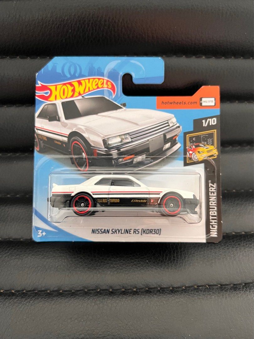 Nissan skyline rs kdr30 top