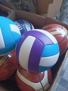 IMPORTED LEATHER VOLLEYBALL 🏐
SOFT TOUCH
OFFICIAL SIZE AND WEIGHT 
100%  HINDE MATUTUKLAP ANG BALAT 
GUARANTEED TO LAST KC TAHI SIYA
DARE TO COMPARE THE QUALITY
