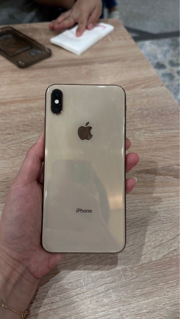 Iphone XS MAX 256gb Gold dual sim nano esim (free casing) pemakaian pribadi on Carousell