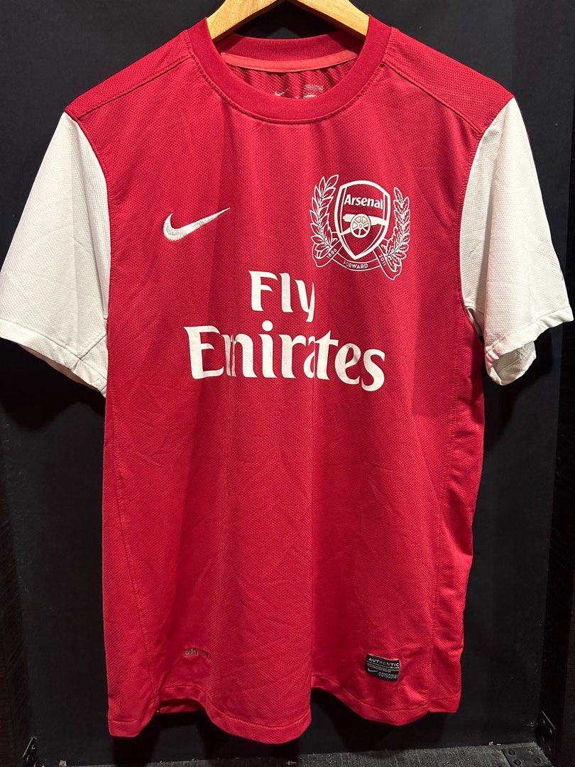 jersey arsenal 2011