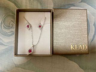 KLAD jewelry set