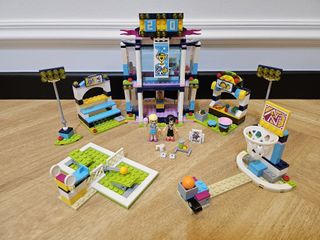 (Category: ) located in . Submitted by val_ching (Listing ID 1247866789, Image 1). Description: .