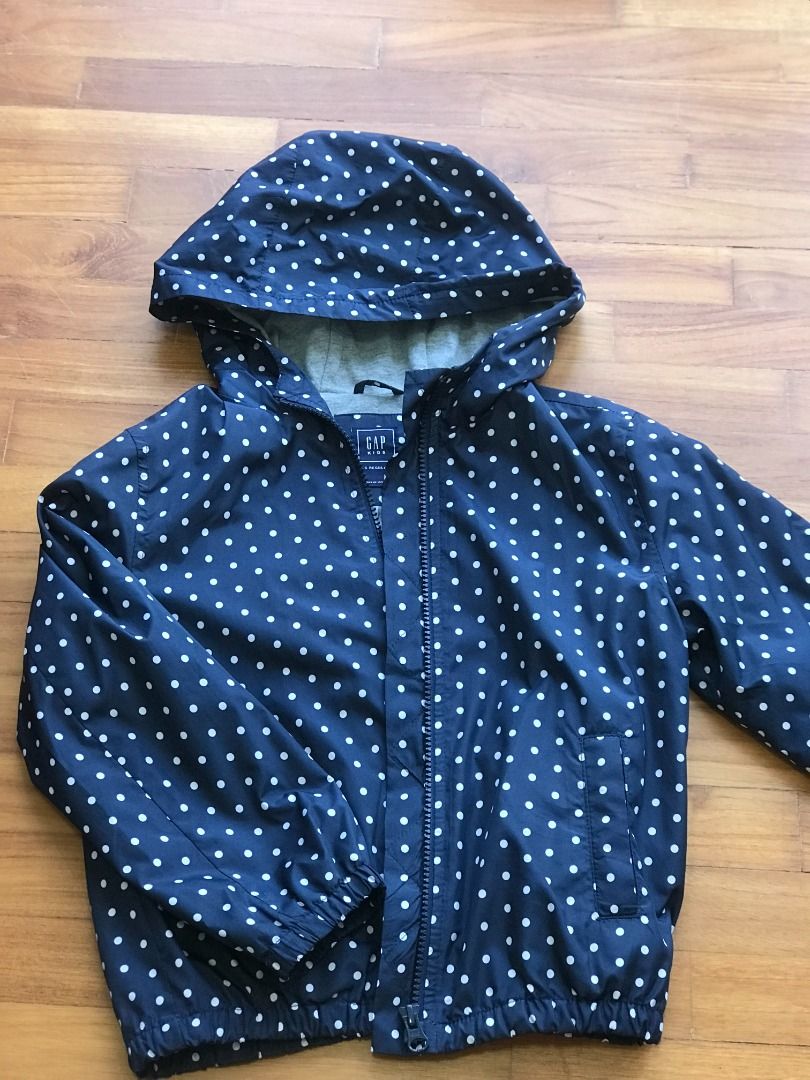 light jacket Gap Babies Kids Babies Kids Fashion on Carousell