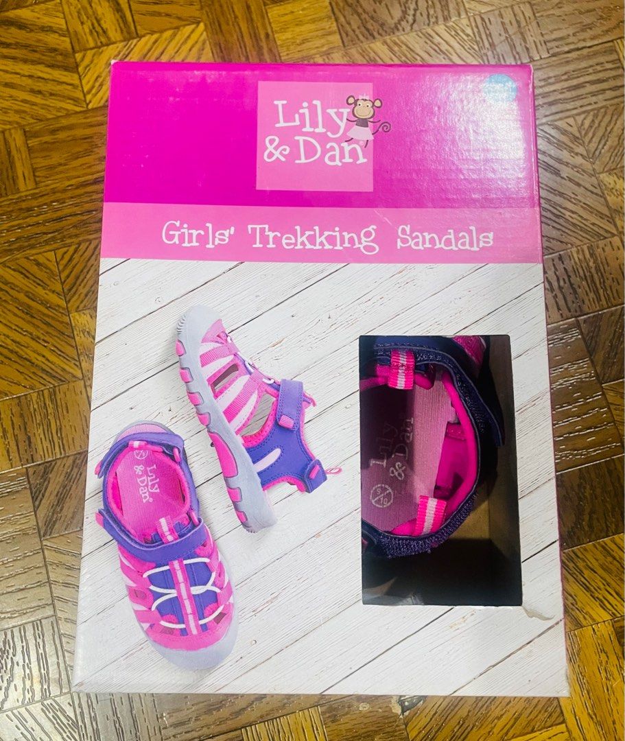 Lily and best sale dan trekking sandals
