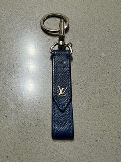 Louis Vuitton, Accessories, Louis Vuitton Malletier Depuis Lv Logo Key  Chain