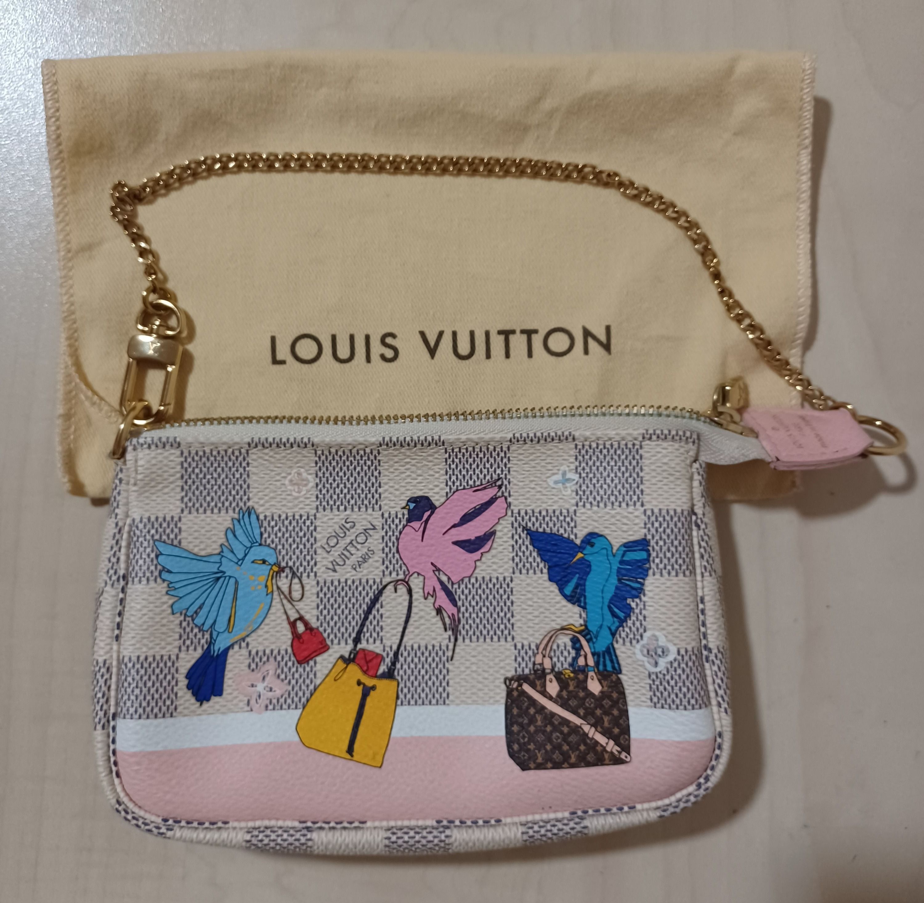 LOUIS VUITTON Damier Azur 2018 Christmas Animation Mini Pochette