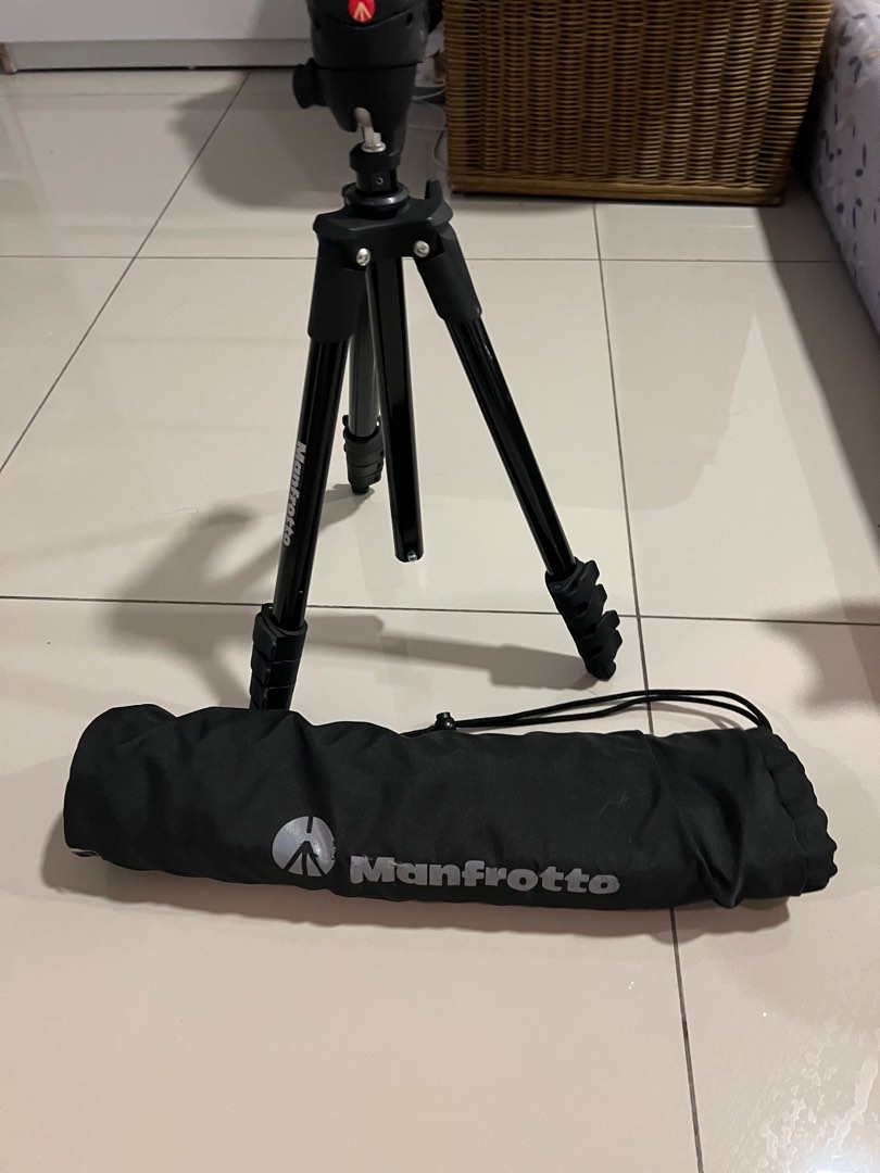 MANFROTTO Tripod Used only once, Photography, Photography Accessories