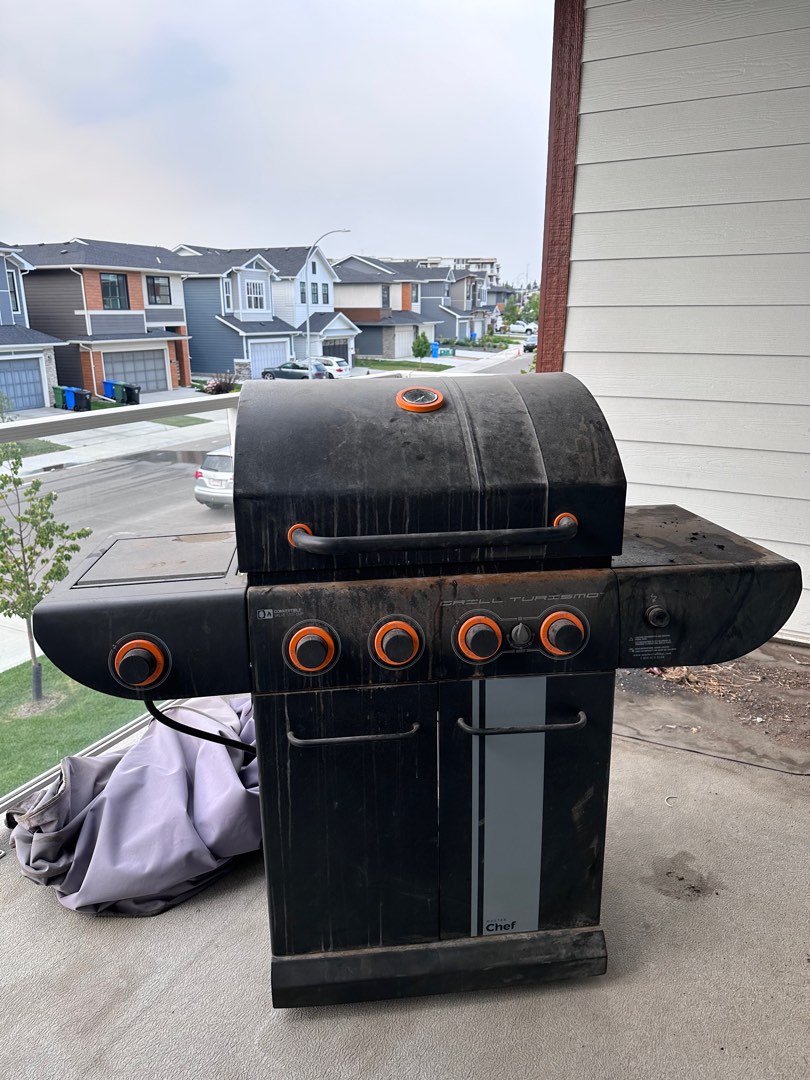 MASTER Chef Grill Turismo 4 Burner Convertible BBQ with Side