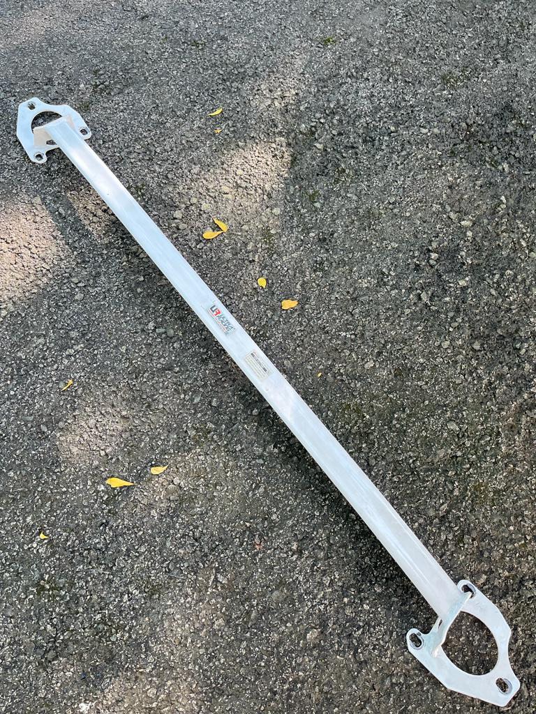Merc W204 C Class Strut Bar, Car Accessories, Accessories on Carousell