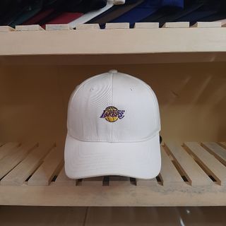 NBA Caps Lakers