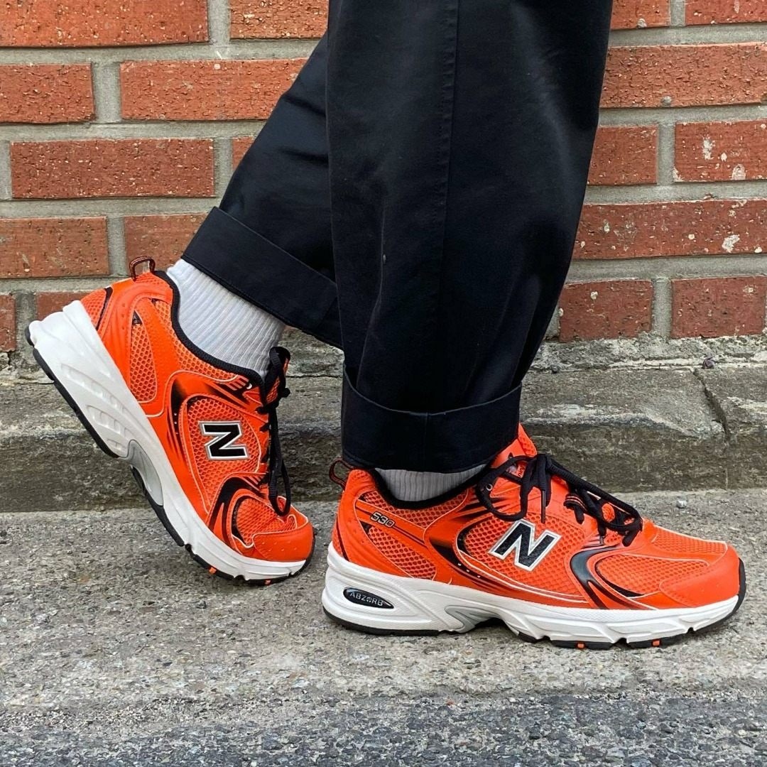 New balance neon orange store