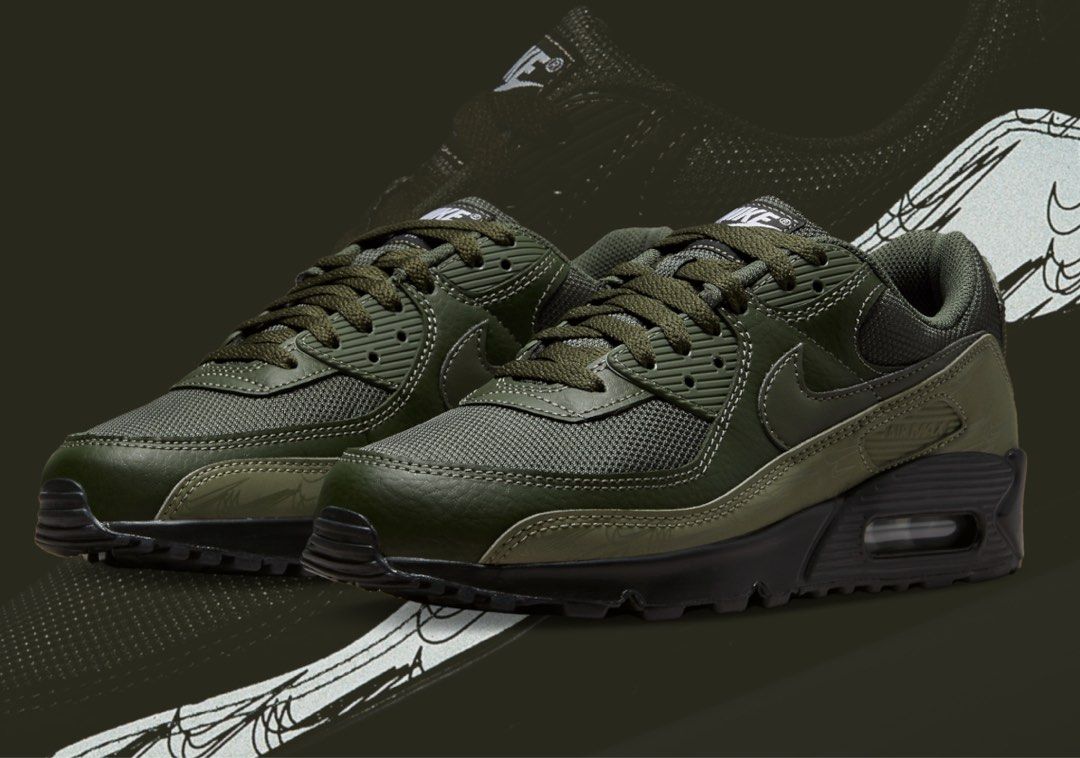 Nike Air Max 90 Men s Fashion Footwear Sneakers on Carousell