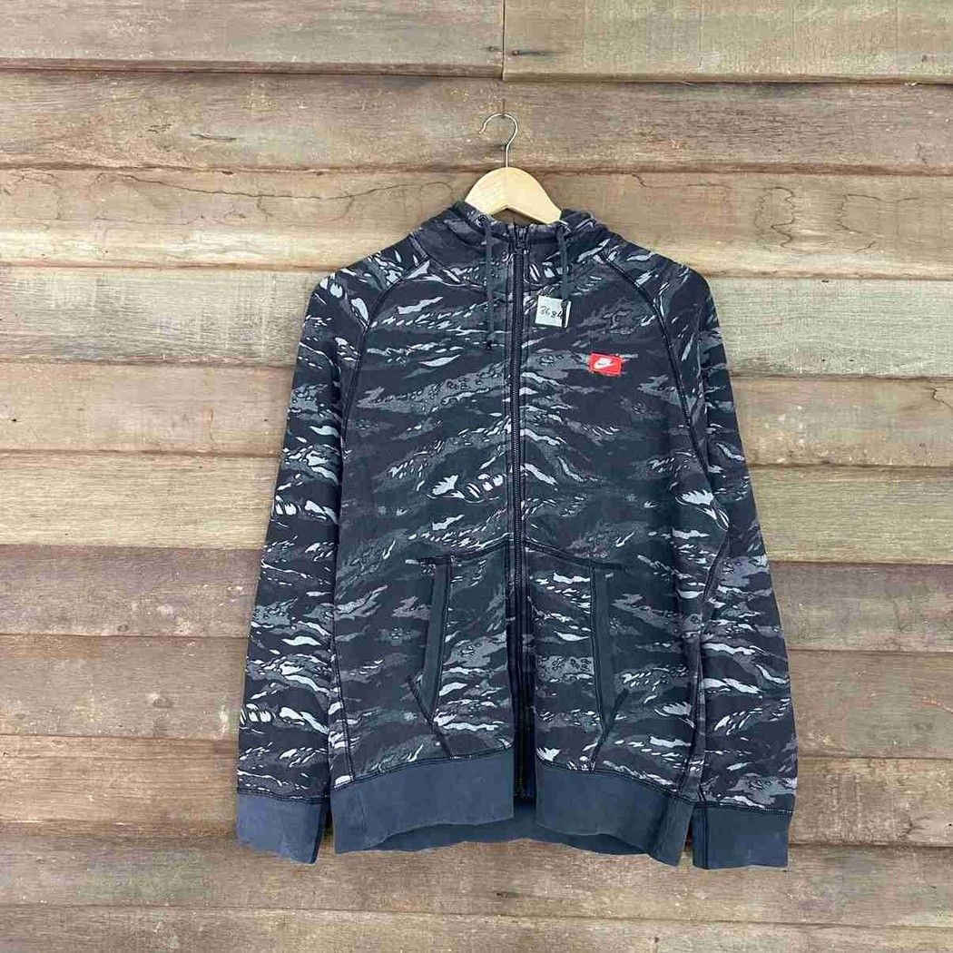 Nike tiger camo hoodie sales