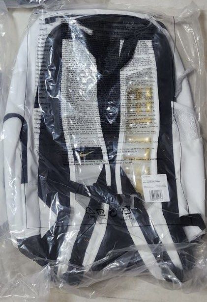 White and gold nike bag online