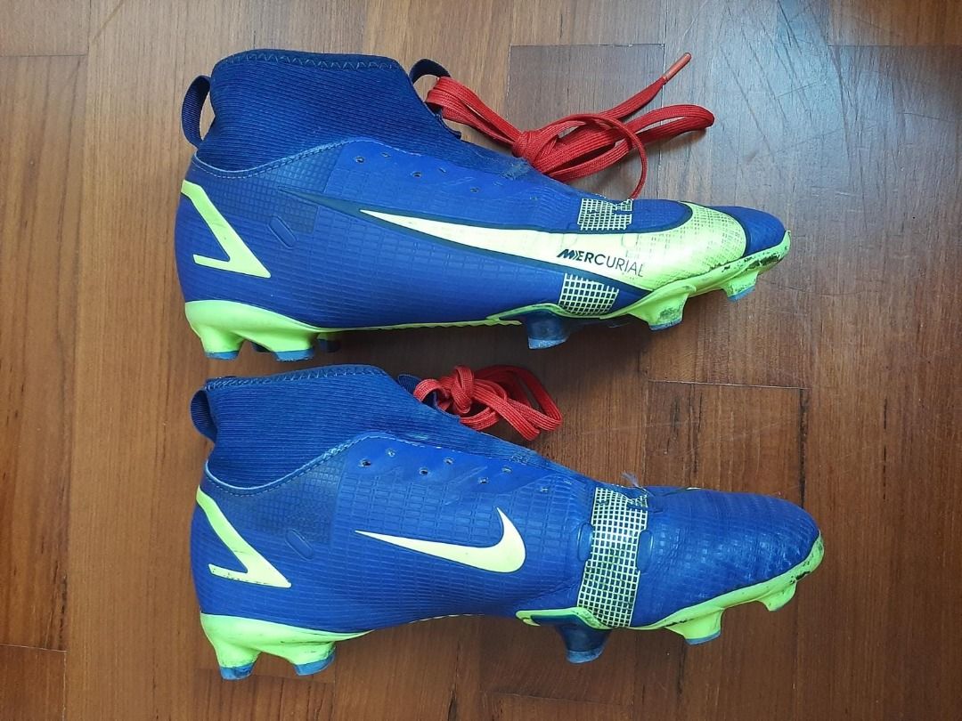 Nike Mercurial football cleats boots in royal blue and bright