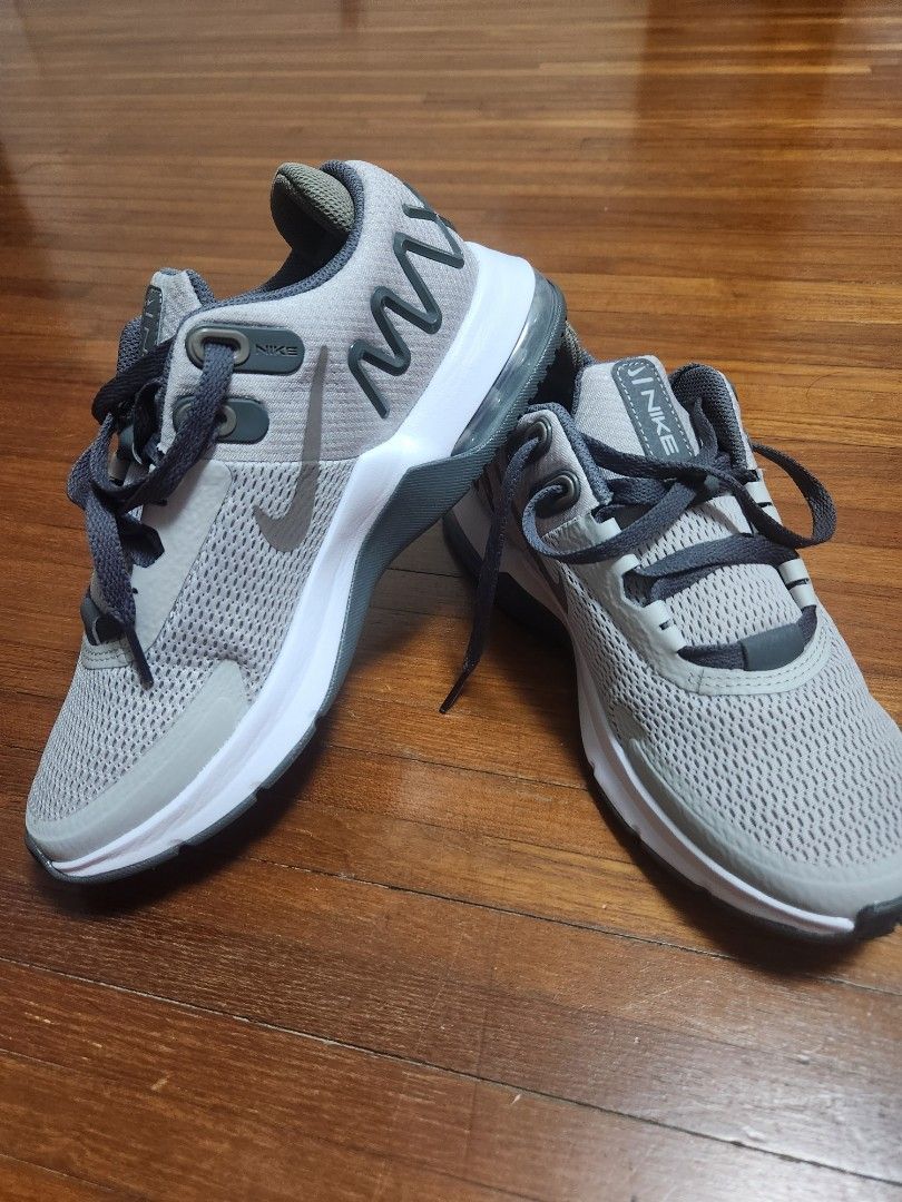 Nike Shoes Men s Fashion Footwear Sneakers on Carousell