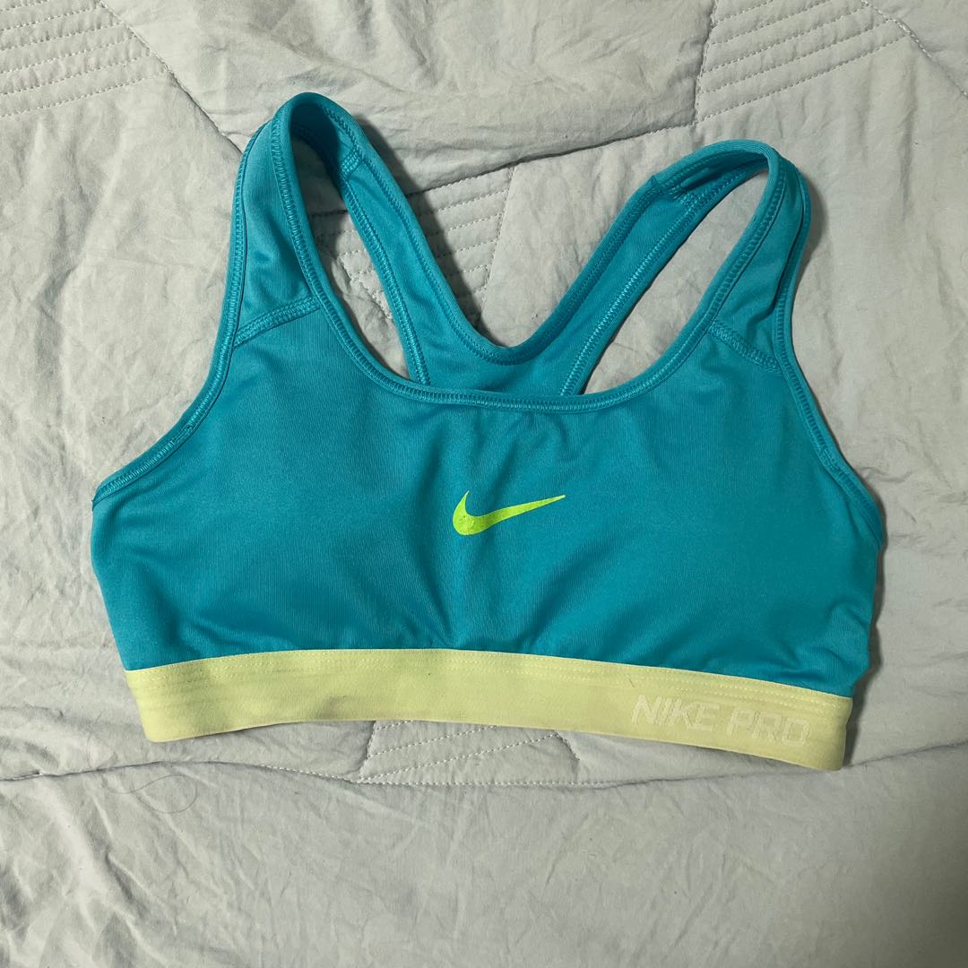Nike sports bra on Carousell