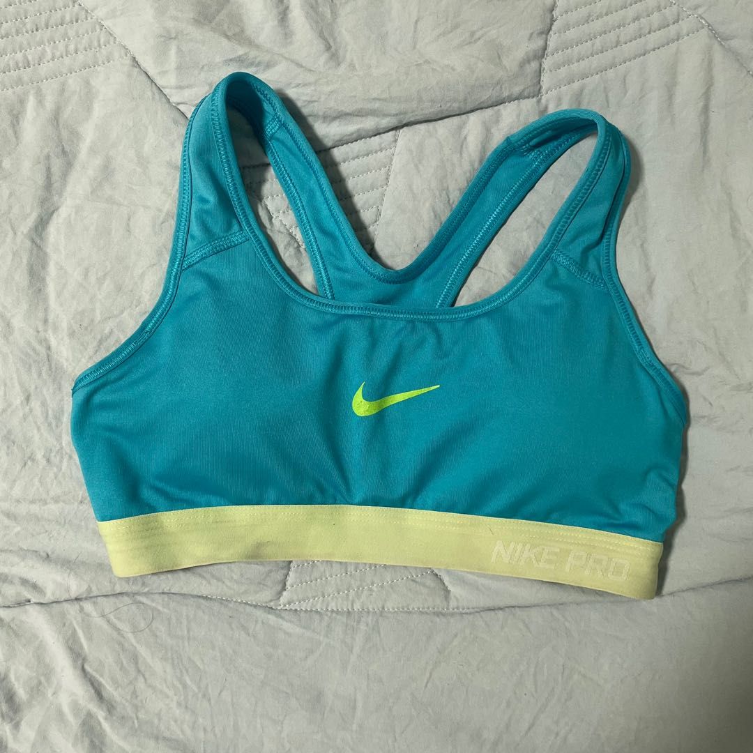 Nike sports bra on Carousell