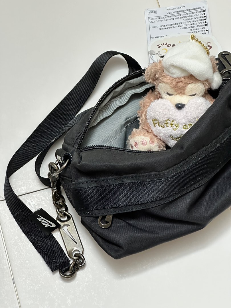 Nike Sportswear Futura Luxe Women s Crossbody Bag Women s Fashion