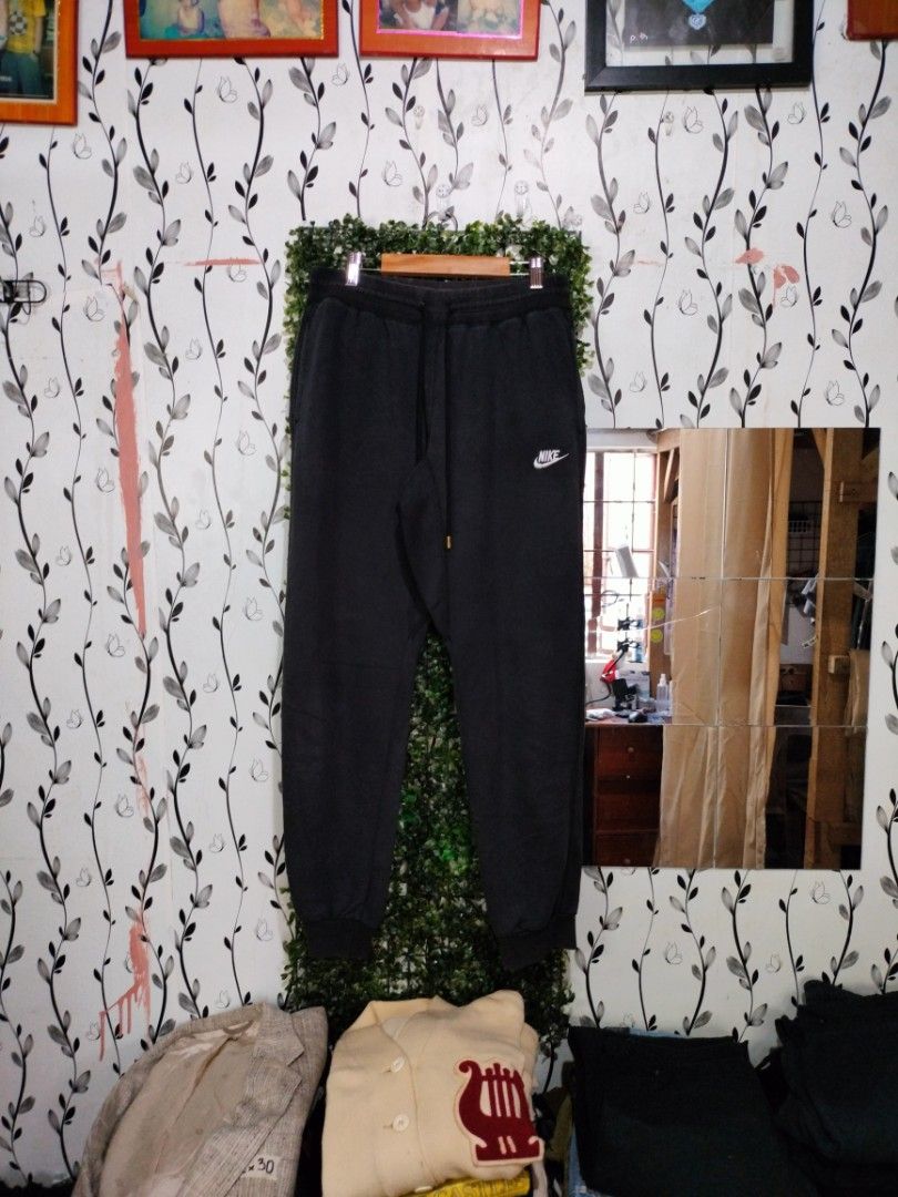 Nike Sweatpants Red tag Men s Fashion Bottoms Joggers on Carousell