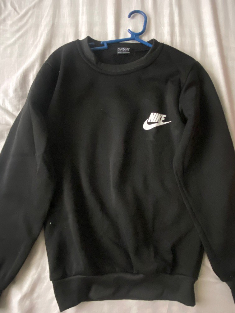 womensnike sweatshirt