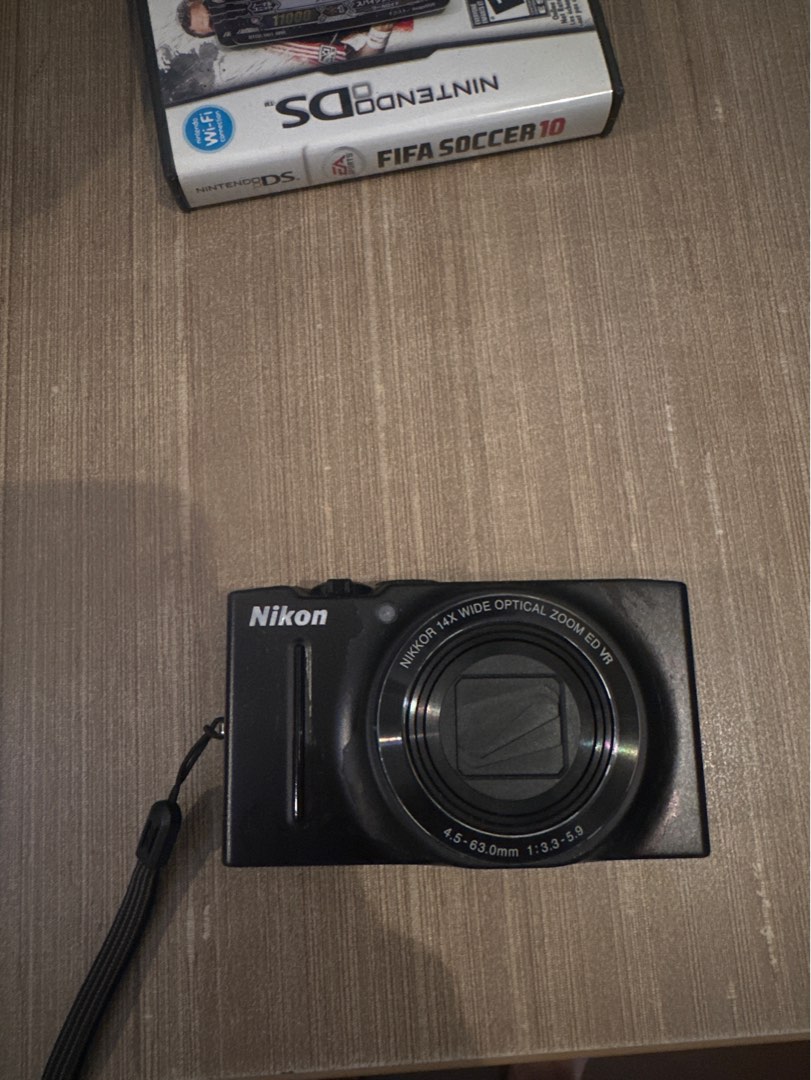 Nikon Coolpix S8200, Photography, Cameras on Carousell