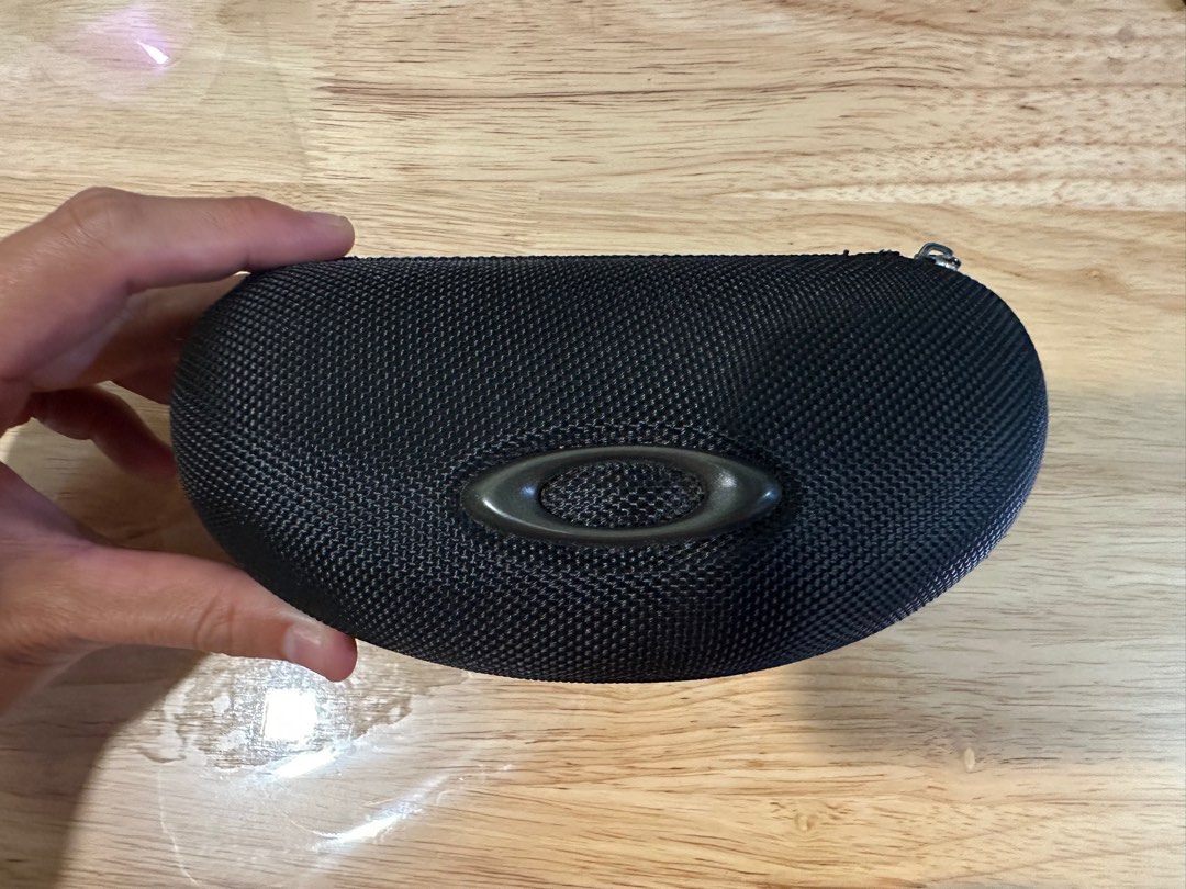 Oakley sunglasses case