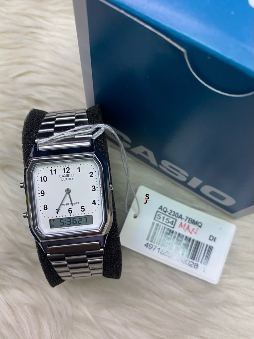 Slank Chrome digitaal horloge | Casio Retro met minimalistisch design