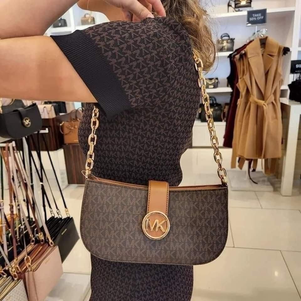 ORIGINAL MICHAEL KORS CARMEN SMALL POUCHETTE SIGNATURE BROWN