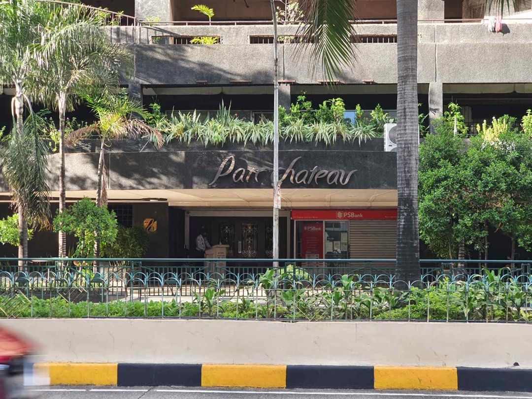 Parc Chateau Condominium Two Bedroom for Rent (Category: Apartments & Condos) located in Pasig City. Submitted by mcranque (Listing ID 1247730633, Image 2). Description: PARC CHATEAU CONDOMINIUM ☘️☘️ F O R R E N T☘️☘️ Two bedroom condominium with T&B Spacious floor area approximately 120sqm Semi furnished Maids room with T&B Laundry Balcony on masters bedroom Php40k/month includes association dues Property location neighbors are marco polo ortiga