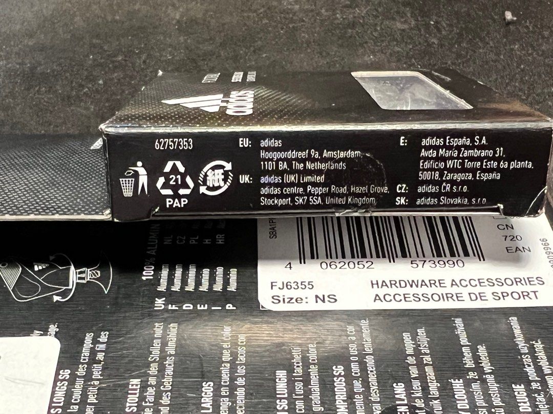 Adidas rugby store boots replacement studs
